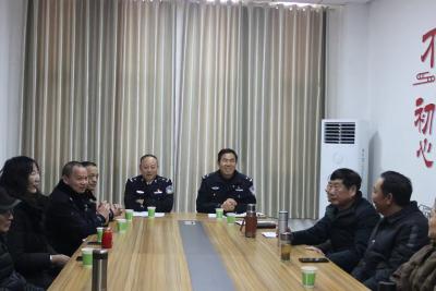 前行不忘耕耘者  节前慰问暖人心 ——孝感监狱党委开展春节前走访慰问老干部活动