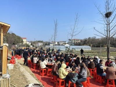 新春走基层 | 青云村的“网红团年饭”