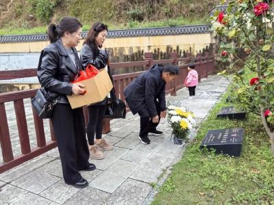 终于找到了！他在宜昌等了77年