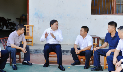 张廷到崇阳县调研深入贯彻中央八项规定精神学习教育工作时要求 严守纪律增强本领 筑牢基层治理根基