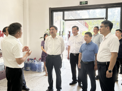 张廷到崇阳调研时要求 推动移风易俗工作从试点到全覆盖 把中央八项规定精神落到实处