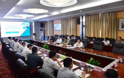 杨军专题研究项目建设管理服务工作 全力推动项目建设提质提速提效