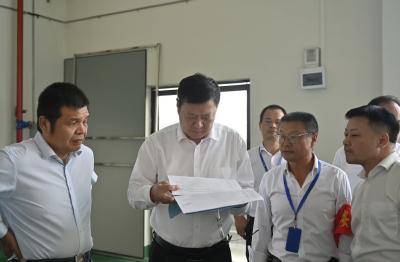 杨军检查督导安全生产、消防安全和市场保供工作：保安全守底线优服务 营造祥和安定节日氛围