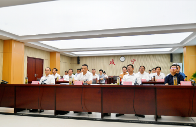 我市各界干部群众收看纪念中国人民抗日战争暨世界反法西斯战争胜利80周年大会 弘扬伟大抗战精神 汲取磅礴奋进力量 奋力谱写中国式现代化咸宁篇章