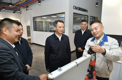 周锋调研新材料产业集群发展情况时强调 着力构建良好产业生态 坚定促进产业集群发展