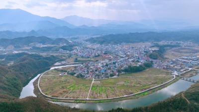 咸宁通山：从采石掘金到林下生金 立“竹”资源  绿色转型