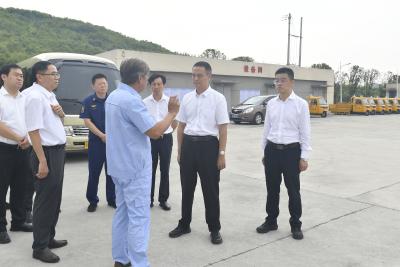 周锋到咸安区调研督导安全生产工作时强调 绷紧思想之弦 压实各方责任 坚决守牢安全稳定底线
