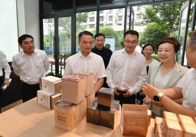 周锋调研文化产业发展情况时强调 着力推动文化产业提质增效 更好赋能经济社会高质量发展