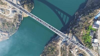 一桥飞架天堑变通途——重新定义长阳、五峰2县7个乡镇超10万群众新生活