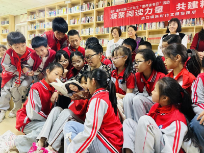 浩口镇开展“凝聚阅读力量 共建精致之城”亲子朗诵活动