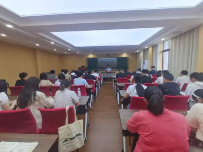 潜江市政府办公室2024年青年干部培训班开班仪式举行