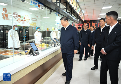 学习进行时丨 总书记走进中学食堂，特别关注这两个细节