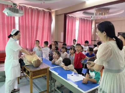 广华寺街道广华社区开展“珍爱生命 预防溺水”安全讲座