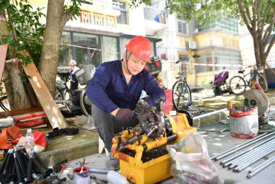 不惧高温保安全