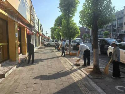 张金镇开展“全民洁城”行动