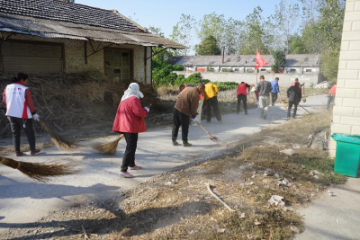 运粮湖管理区：凝聚巾帼力量 共建清洁家园