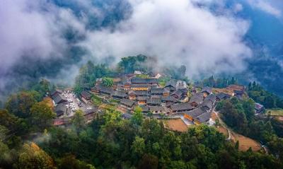 世界“最佳旅游乡村”：“精准扶贫”首倡地十八洞村