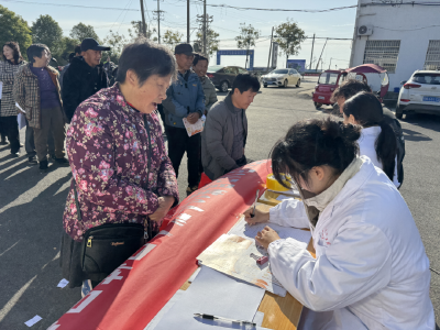 高场街道：关爱老年人呼吸健康，免费筛查慢性呼吸病