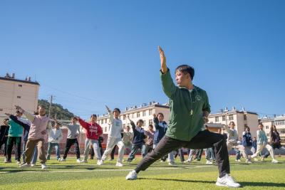 教育部：体育教师应享受与其他学科教师同等待遇 