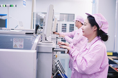 东方久乐潜江分公司：订单满负荷 生产正当时