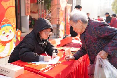 文明实践赶大集 便民服务暖民心
