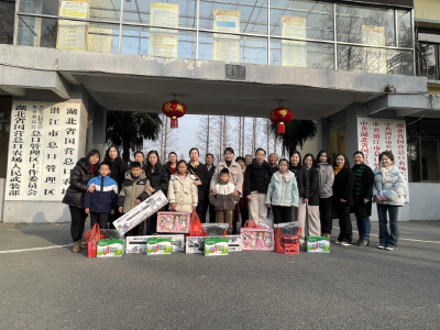 心手相连 共筑希望——潜江市中心医院开展“爱心妈妈关爱留守儿童”活动