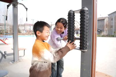 王场镇：健身器材入村暖民心