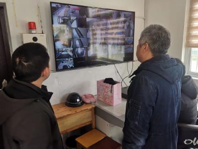 杨市街道靠前监督护航开学季