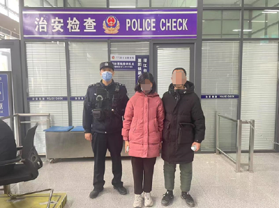 少女怄气离家出走 铁路警方温情劝回