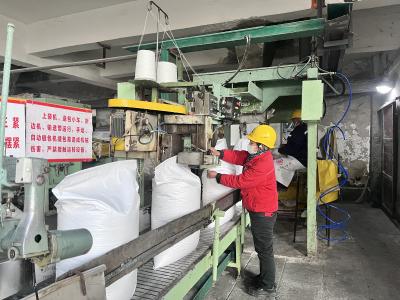 金华润：铆足干劲忙生产 全力保供助春耕