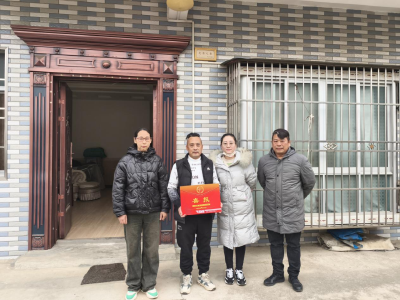 总口管理区开展“情系老兵·温馨暖心”活动
