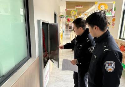 周矶管理区：织密校园安全防线 全方位守护师生安全