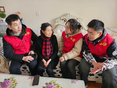 一场“窗帘之约”背后，藏着多少温暖？