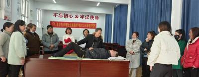 王场镇养老护理技能培训班开班