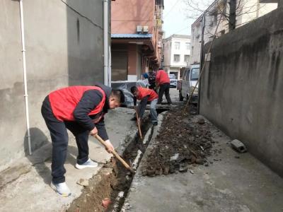 红军街畔话雷锋 志愿为笔绘安宁