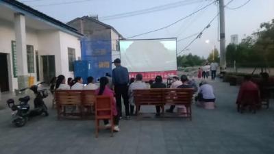 运粮湖管理区：公益电影到基层 银幕点亮文明路