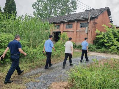 老新镇筑牢禁种铲毒防线