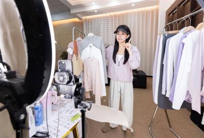 连续3次“开园即满园”，天门服装电商城为何这么火？ 