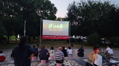 潜江启动弘扬三大精神公益电影展映活动