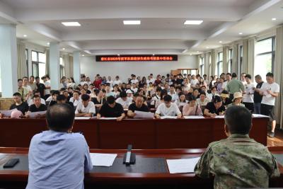 市人民武装部详解军校报考政策
