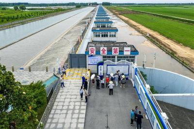 弘扬三大精神 奋力建成支点｜荆江分洪工程三代守闸人：70余载接力 延续江河安澜的庄严承诺