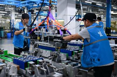 活力中国调研行丨新能源汽车跑出“智造”加速度