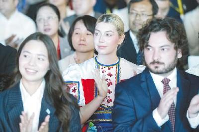 是什么，让外国青年在武汉“重新认识了中国制造”？
