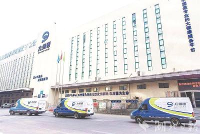 省委书记将座谈会“搬”进民营企业，释放了什么信号