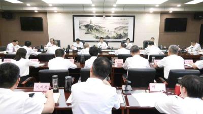 市委常委会会议召开
