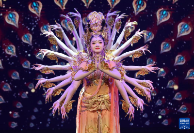 “欢乐春节”文艺演出亮相阿尔及尔 