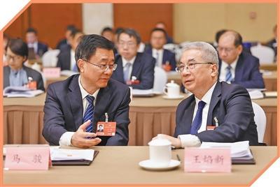 人民日报刊文关注湖北代表团开放日