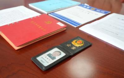 值班室里那把木凳，再也等不来民警陈世平……