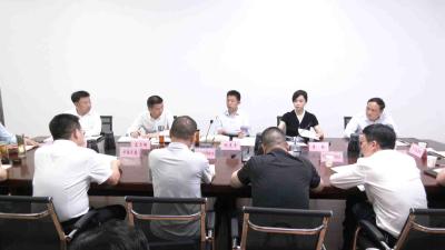 纪道清主持召开专题会议  研究化解信访积案