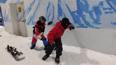 神农架青少年滑雪队首次夏训圆满结束